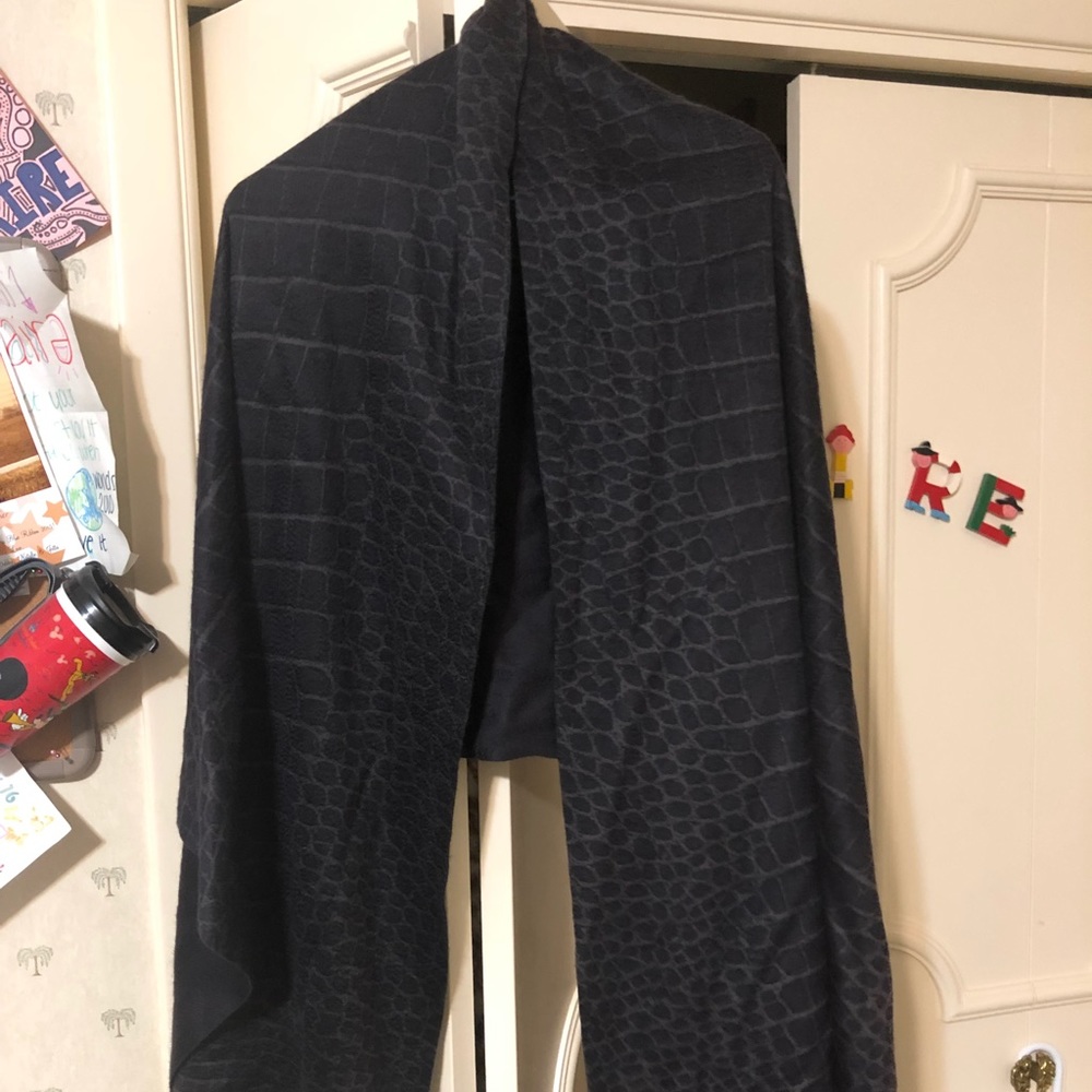 Cashmere shawl